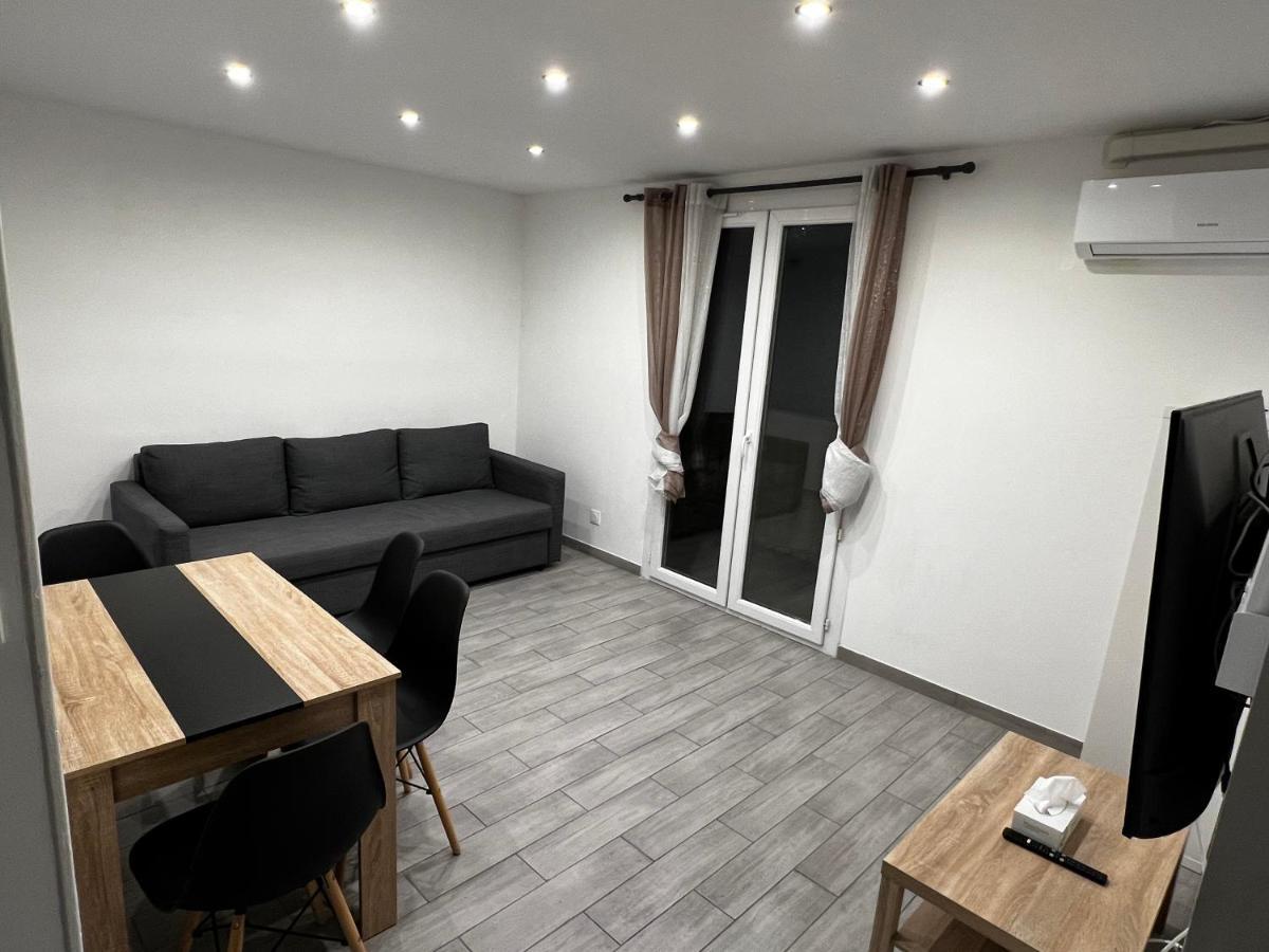 Superbe T3 Climatise Avec Balcon Parking Public Gratuit Marselha Exterior foto
